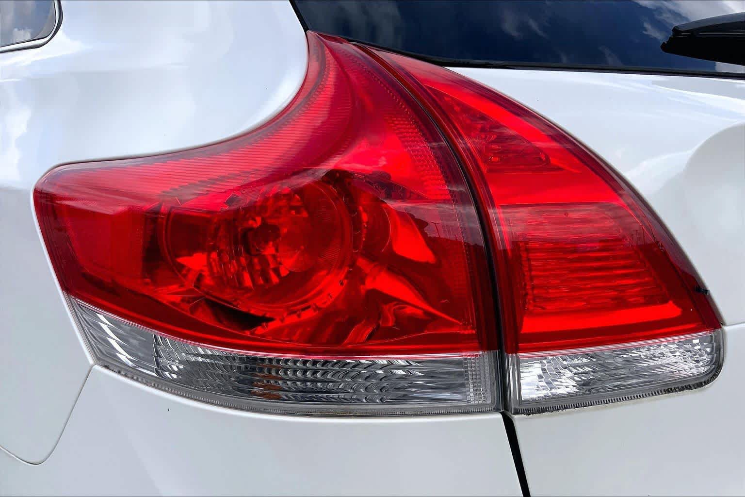 Used 2010 Toyota Venza AWD image 26