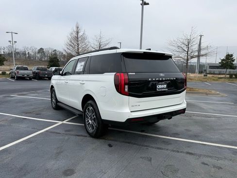 New 2026 Ford Expedition Active RWD image 5