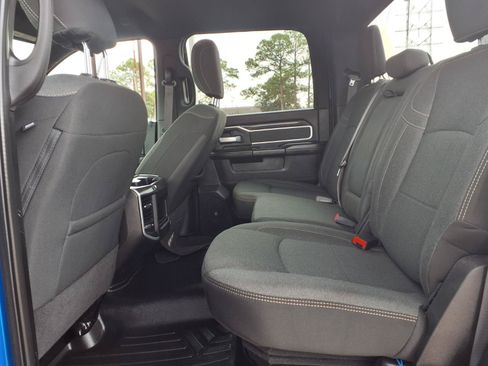 Used 2021 RAM 2500 Big Horn w/ Level 1 Equipment Group AWD/4WD image 22