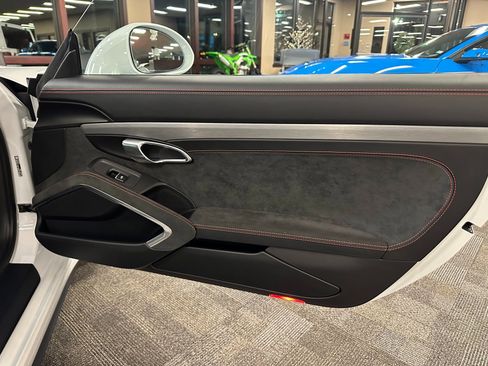 Used 2018 Porsche 911 GT3 image 41