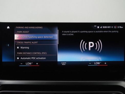 Used 2023 BMW i4 eDrive35 w/ Premium Package image 39