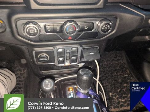 Used 2018 Jeep Wrangler Unlimited Sport S image 12