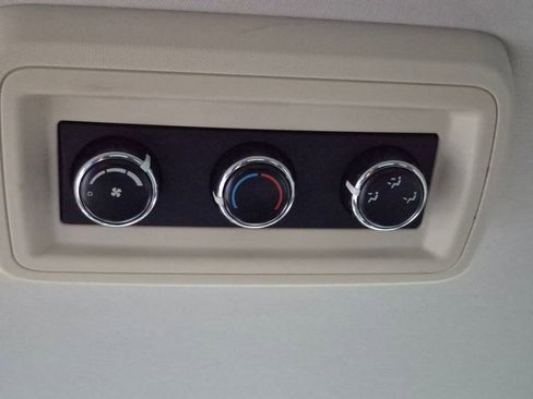 Used 2008 Dodge Grand Caravan SE FWD image 20