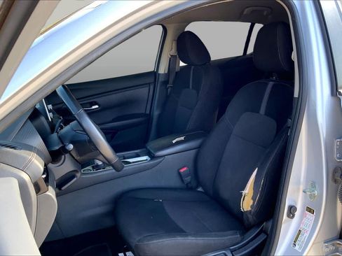 Used 2022 Nissan Sentra SV w/ Trunk Package FWD image 6