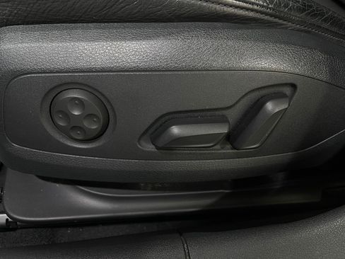 Used 2017 Audi A4 2.0T Premium w/ Convenience Package image 17