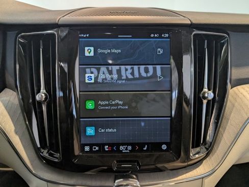 Used 2023 Volvo XC60 B5 Plus w/ Climate Package image 21