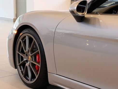 Used 2021 Porsche 718 Cayman GTS RWD image 35