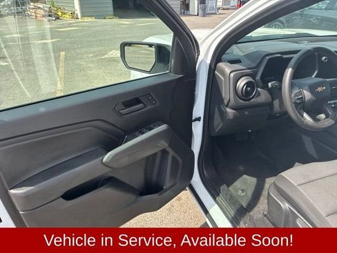 Used 2024 Chevrolet Colorado W/T w/ Safety Package RWD image 10