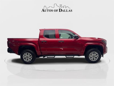 Used 2025 Toyota Tacoma SR image 10