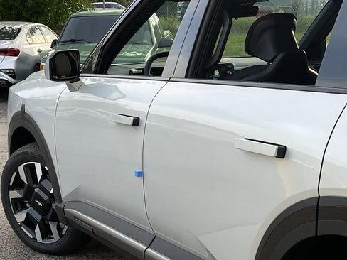 New 2027 Kia Telluride S FWD image 17
