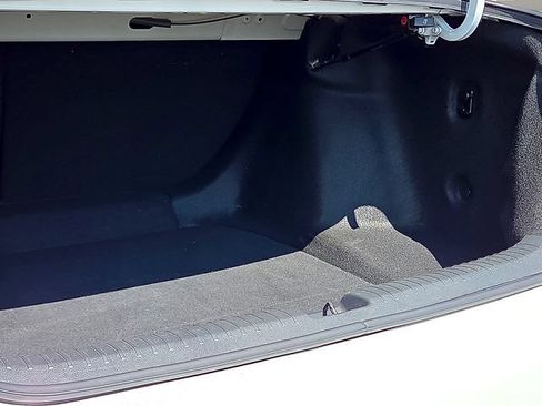 Used 2024 Honda Accord Sport image 11