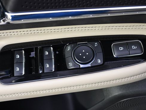 New 2026 Lincoln Corsair Reserve w/ Jet Appearance Package image 23