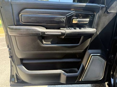 Used 2019 RAM 2500 Limited AWD/4WD image 16