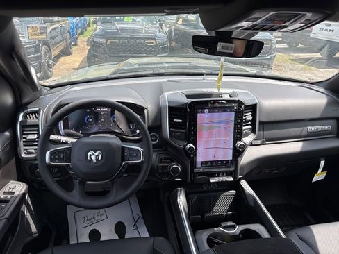 New 2026 RAM 1500 Big Horn AWD/4WD image 13