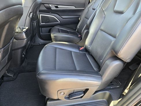 Certified 2022 Kia Telluride S AWD/4WD image 12