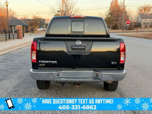 Used 2019 Nissan Frontier SV image 28