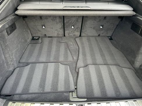 New 2026 BMW X6 xDrive40i w/ Climate Comfort Package image 16