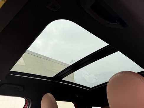 Used 2025 MINI Cooper Countryman SE w/ Comfort Package Max image 27