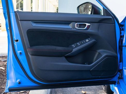 Used 2025 Honda Civic Type R image 36