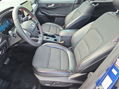 Used 2023 Ford Escape ST-Line Select w/ Tech Pack #2 image 12