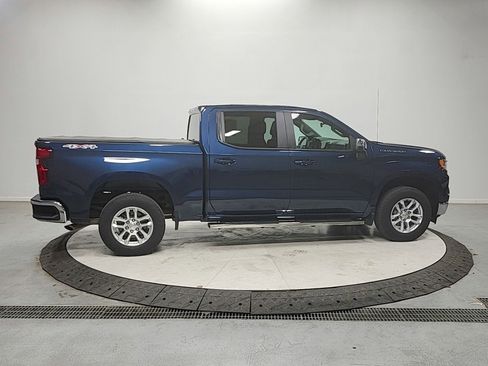 Used 2023 Chevrolet Silverado 1500 LT image 8