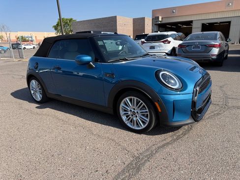 Used 2024 MINI Cooper S FWD image 3