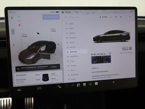Used 2024 Tesla Model 3 Performance AWD/4WD image 38