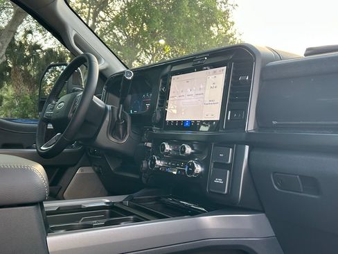 New 2026 Ford F250 Lariat w/ Black Appearance Package AWD/4WD image 30
