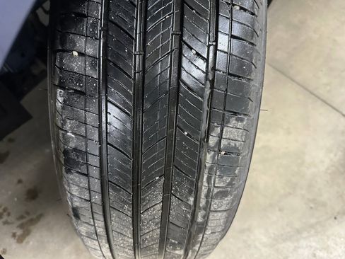 Used 2022 Chevrolet Equinox LT w/ LPO, Floor Liner Package image 35