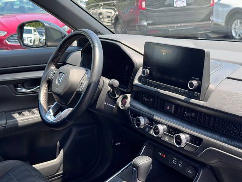 Used 2025 Honda CR-V Sport image 5