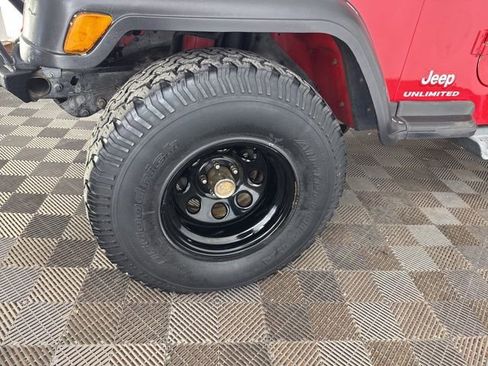 Used 2005 Jeep Wrangler Unlimited image 27