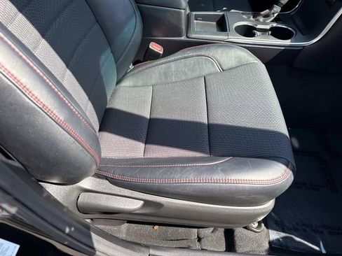 Used 2016 Toyota Camry SE FWD image 10