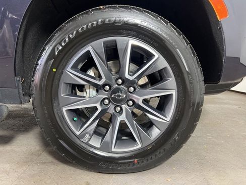 Used 2022 Chevrolet Tahoe Z71 w/ Z71 Off-Road Package image 9