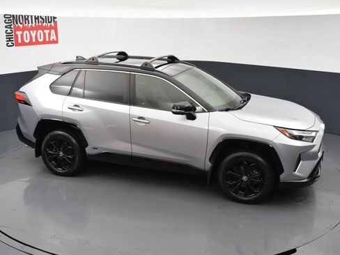 Used 2023 Toyota RAV4 XSE AWD/4WD image 28