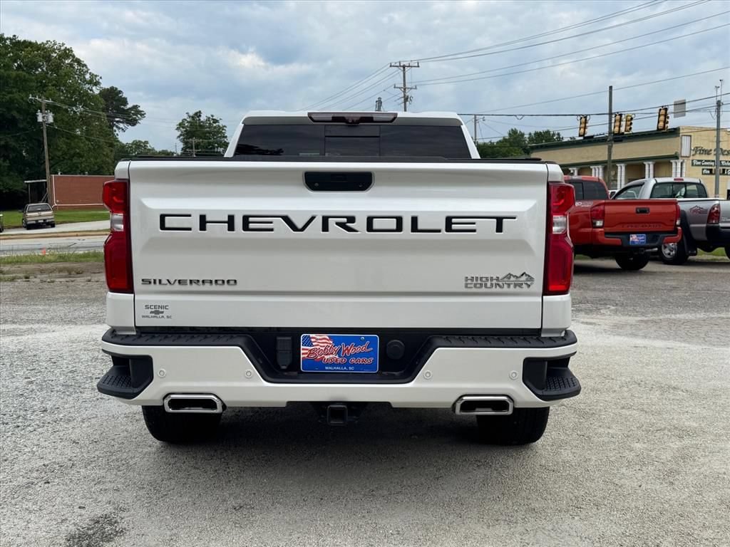 Used 2021 Chevrolet Silverado 1500 High Country w/ Technology Package RWD image 4