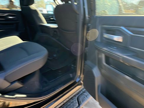 Used 2024 RAM 2500 Big Horn w/ Night Edition image 21