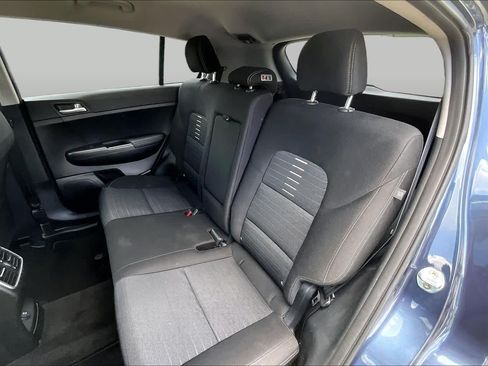 Used 2018 Kia Sportage LX FWD image 18
