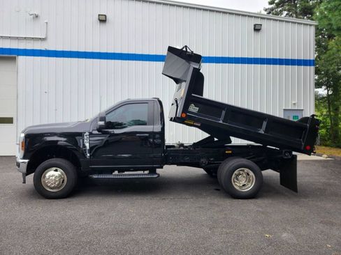 Used 2024 Ford F350 XL w/ Snow Plow Prep Package AWD/4WD image 2
