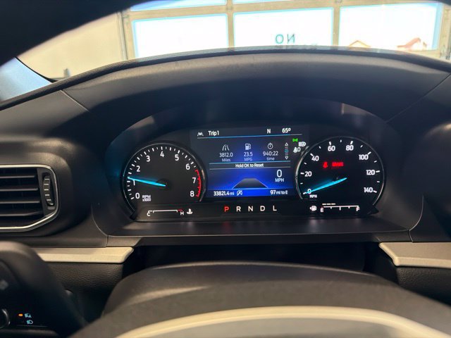 Used 2023 Ford Explorer XLT w/ Equipment Group 202A AWD/4WD image 33