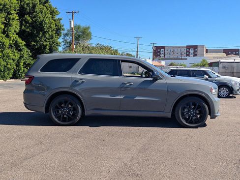 Used 2020 Dodge Durango SXT image 2