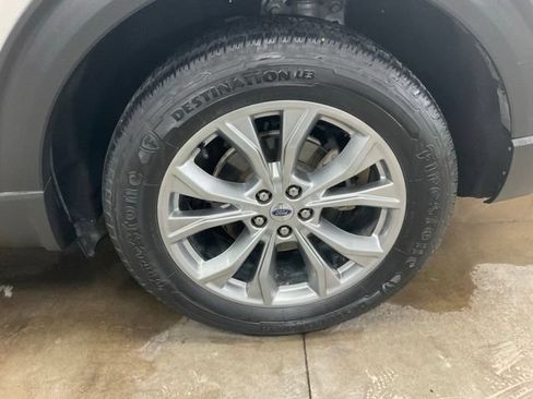 Used 2021 Ford Explorer Limited w/ Class III Trailer Tow Package AWD/4WD image 18