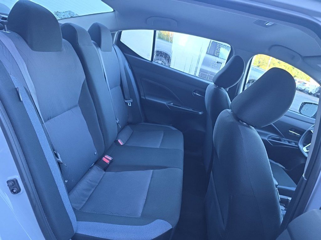 Used 2025 Nissan Versa SV FWD image 16