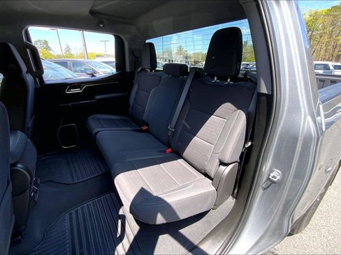 Used 2024 Chevrolet Silverado 1500 LT AWD/4WD image 28