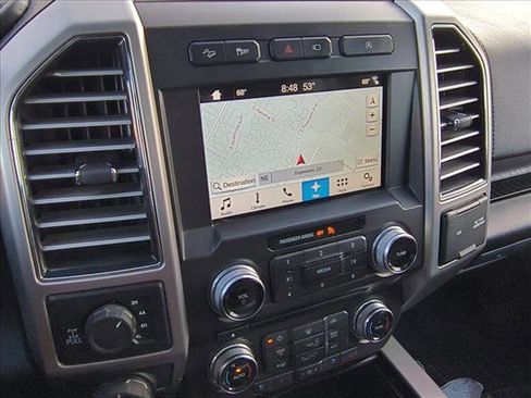 Used 2018 Ford F150 Platinum w/ Equipment Group 701A Luxury image 11