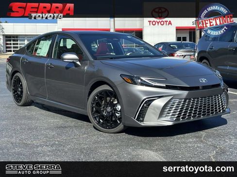 New 2026 Toyota Camry SE FWD image 1