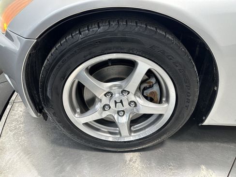 Used 2003 Honda S2000 image 10