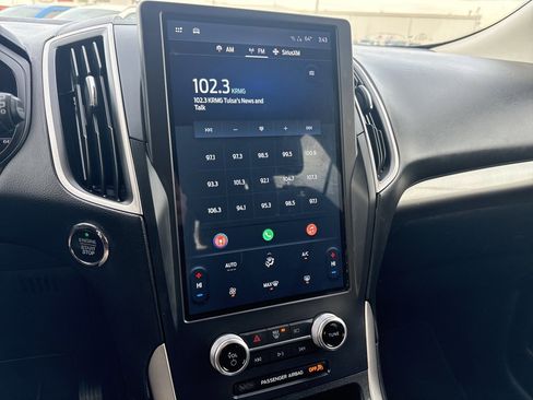 Used 2022 Ford Edge SE image 13