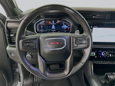 Used 2025 GMC Sierra 1500 AT4 w/ Technology Package AWD/4WD image 19