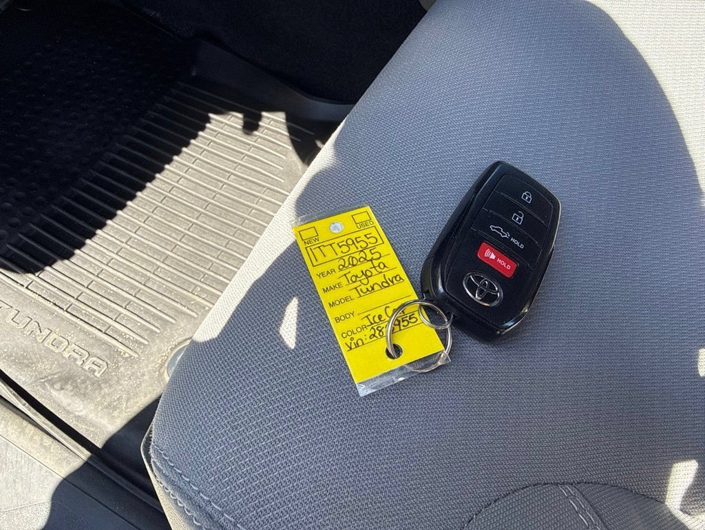Used 2025 Toyota Tundra SR5 AWD/4WD image 28