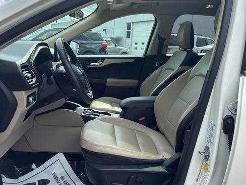 Used 2020 Ford Escape SEL AWD/4WD image 4